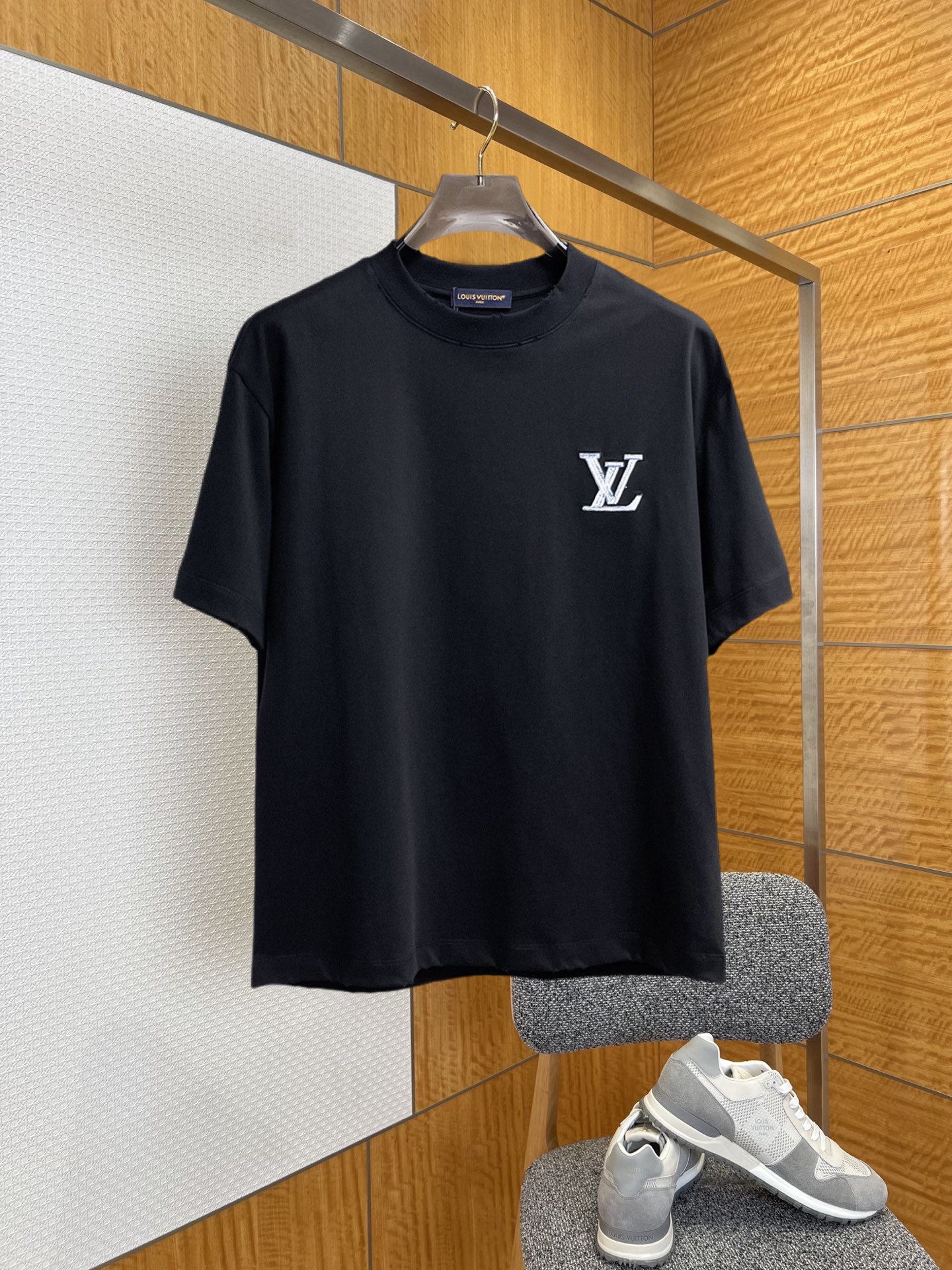 short sleeves